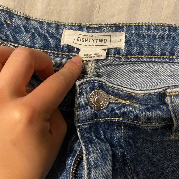 Jeans - Picture 3 of 9